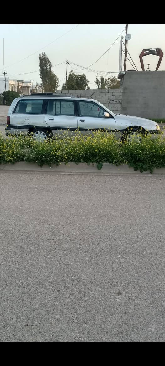 🚗 للبيع: أوبل أوميكا استيشن
- السعر: 41 (قابل للتفاوض بالمعقول)
- ناقل الحركة: كير عادي
- المحرك: 2.0 لتر
- السيارة نظيفة جدًا ولا تحتاج أي مصروف.
- لا تبديل ولا صبغ.
- الماكينة والكير والكهربائيات والصدر والاطارات بحالة ممتازة.
📍 رقم كركوك – مشروع وطني
📅 السنوية سارية لغاية 2029
✅ شرط البيع: تحويل الملكية
للاستفسار والاتصال:
📞 *********** كركوك, العراق

