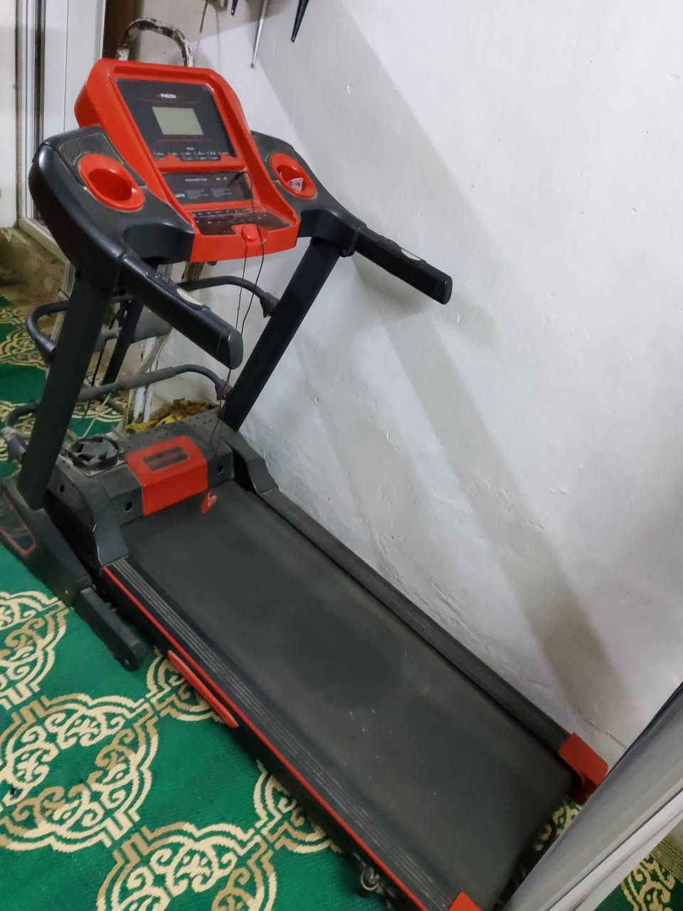 للبيع سعر نهائي 300 الف بغداد مدينة الصدر ***********
