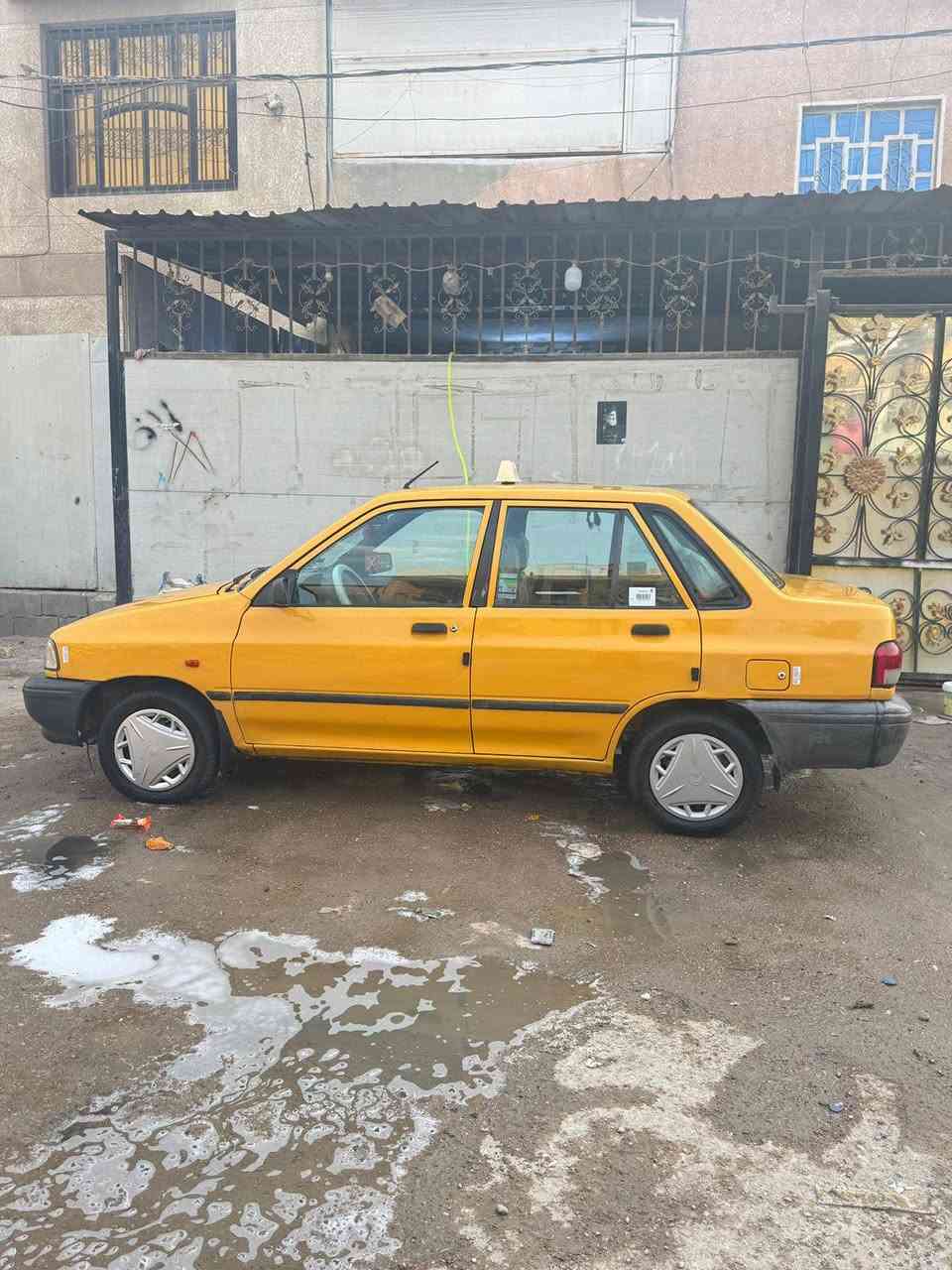 سلام عليكم سايبه للبيع مديل15 سياره جاهزه سياره تبديل جاملغ ايمن وبنيد سياره بسمي تحويل ثاني يوم تخم تاير جديد سعر35وبيهه مجال مكان مدينه الصدر ***********
