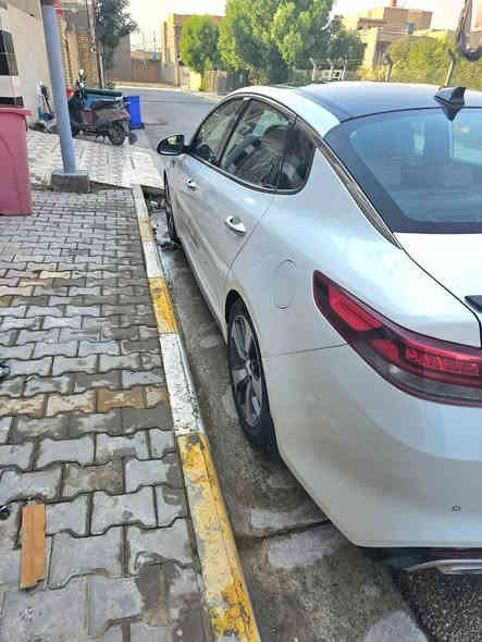 السلام عليكم
اوبتما 2016  GT LINE وارد خليجي 
مكفولة كفالة عامة من كلشي 
فول مواصفات للاخير اعلى فئة.  1/1
السياره كلش جديده 
ماشيه 97 الف ✅ حقيقي 🔔
السياره بسمي 
بصمه تشغيل 
ترحيب 
كامرات عدد 4 🎦
رادارات جانبيه عدد 2
بنوراما طكتين 
سايد بريك بصمه 
اتو هولد 
شاشه بلاديه 
شحن لاسلكلي 
‏GPS
جنطه ذكيه 
تبريد قطعتين 
مري قلاب على البك 
مري شفط 
داخل السياره ماروني 
كشن ذاكره 
كشنات تدفئه
كشنات تبريد
كشنات جلد ماروني
بردات خلفيه 
حساسات امامي خلفي 
حساس المطر على الجامه
زراك لايت 
لدات امامي خلفي 
لايت زنون عالي ناصي بلاد 
لايت دوار مع الستيرن 
اناره في يدات الابواب 
اناره اعلى القدمين 
فجوج رياضيه حمر الامام 
ارباكات عدد 10 
نظام تراكشن 
مضخم صوت harman/kardon🔊
حجم المكينه 2400 

رقم صاحب السيارة ***********

السعر :: اطلبه بالتعليقات يصلك خاص 📩

#ادارة_الصفحه ⚡

ملاحظه / 🔴
مدير الصفحه غير مسؤول عن بيع وشراء واصوليات السياره نحن صفحه لعرض السيارات فقط.
