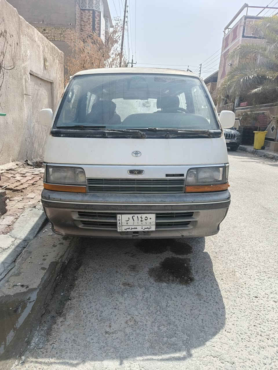 السلام عليكم
كيا هايس للبيع موديل 2000

رقم بصره خصوصي كير مكينه كفاله حداديه تخم تاير 

مكانها بصره السعر 40$ وبيها مجال تفاصيل أكثر اتصال

***********
