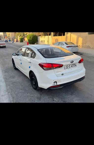 السلام عليكم
كيا سيراتو خليجي ٢٠١٧
رقم اربيل جديد سنويه لل ٣٠
هزه جديد  بها قطعتين صبغ 
وباره صغير محرك ١٦٠٠ 
جاهزه كير محرك حداده تبريد
تايرات جداد 
محرك كير كفاله سونار مرفق مع الصور
السعر ١٢٧ وبها مجال 
رقمي ***********
