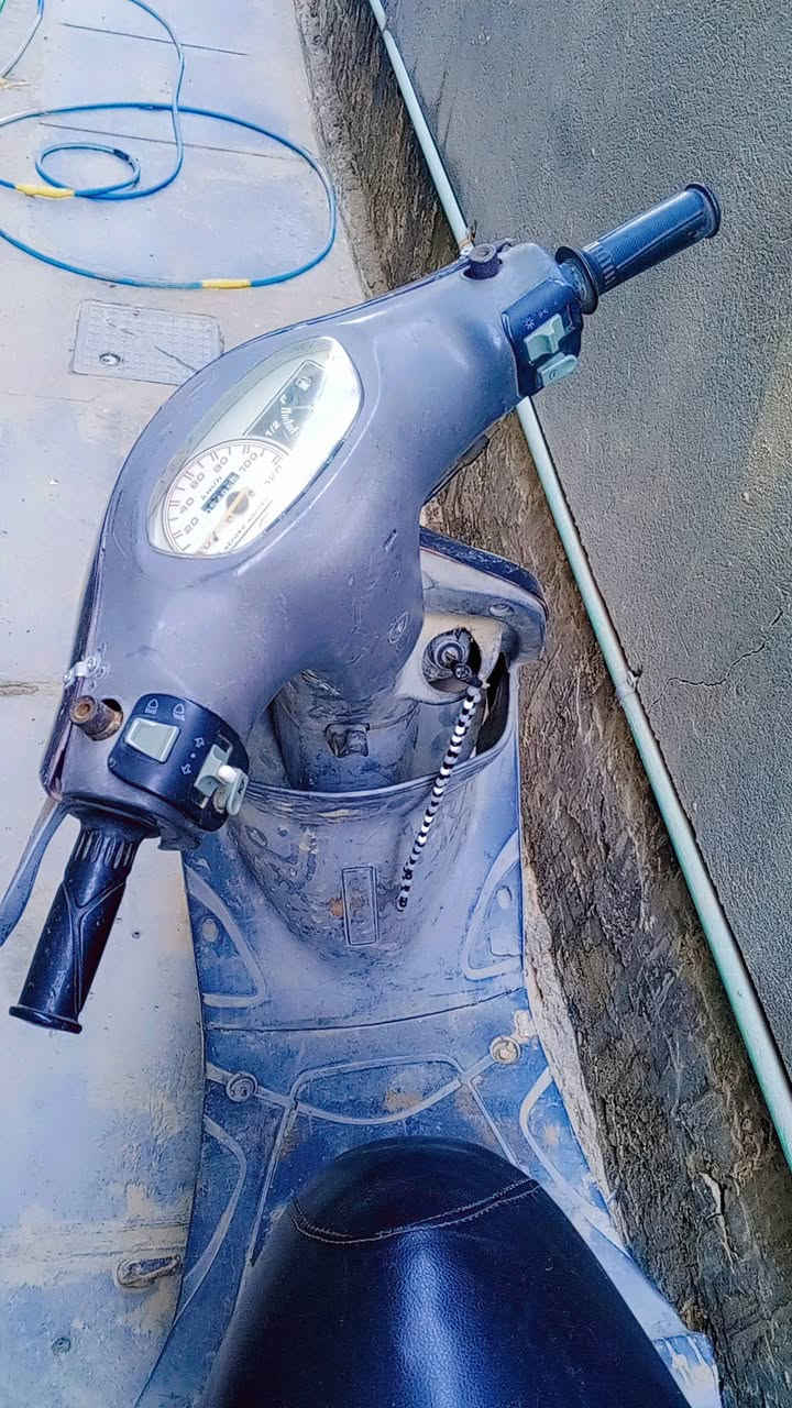 دراجة ماكس منغولي شغالة سلف هندر نص نكرة مكينة ناعمة ماتنسمع  كهربايات شغالة تايرات جدد كابريتر شوتة جدد كلجات جدد ويل خلفي جديد دبلات جدد مفتوحة بس ولفات علفحص بس ولفات لا نضوح ولا تبخير ولا تنقيص بس دراجة عوزهة ترتيب مال جناي مكاتبة اسويلك  السعر 350 قفل قفل من الخير مكاني ديوانية جمعية شارع ملجاء العلوية  *********** بي واتساب  واسف علطلالة
