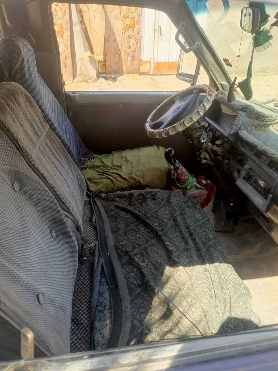 سلام عليكم كيه بسته للبيع موديل 94 كير محرك كفاله سنويه ستنساخ رقم الماني مالكها ماندله سياره نضيفه حداديه جديده تخم  تأير مكاني بابل القاسم. السعر 12 وبيها مجال حك الجيه 
***********
