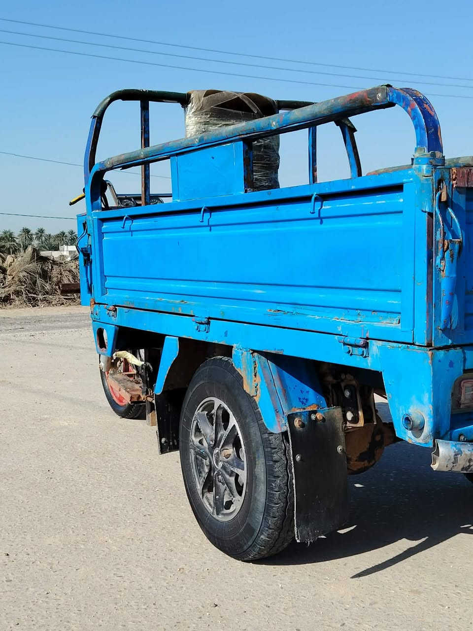 دراجه للبيع 2021 محرك ما مفتوح مبدل بيه بس كلتشات رقم سنويه رقمها انجليزي سنويه ثانيهد اداور ثاني يوم باسمك دراجه نظيفه*********** هذا رقم الجهاز الادنيه يشتري
