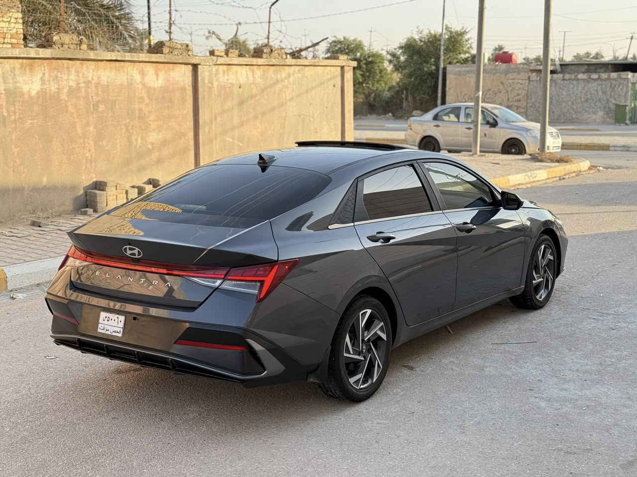 السلام عليكم
النترا وارد امريكي 2024 فول 
مرقم مثنى شهداء دخول جديد
مواصفات 
فتحه 
تحديد مسار 
نقط عمياء 
بصمه 
دواخل عسلي 
السعر 160 وبيها مجال بسيط 
مكاني السماوه 
***********
