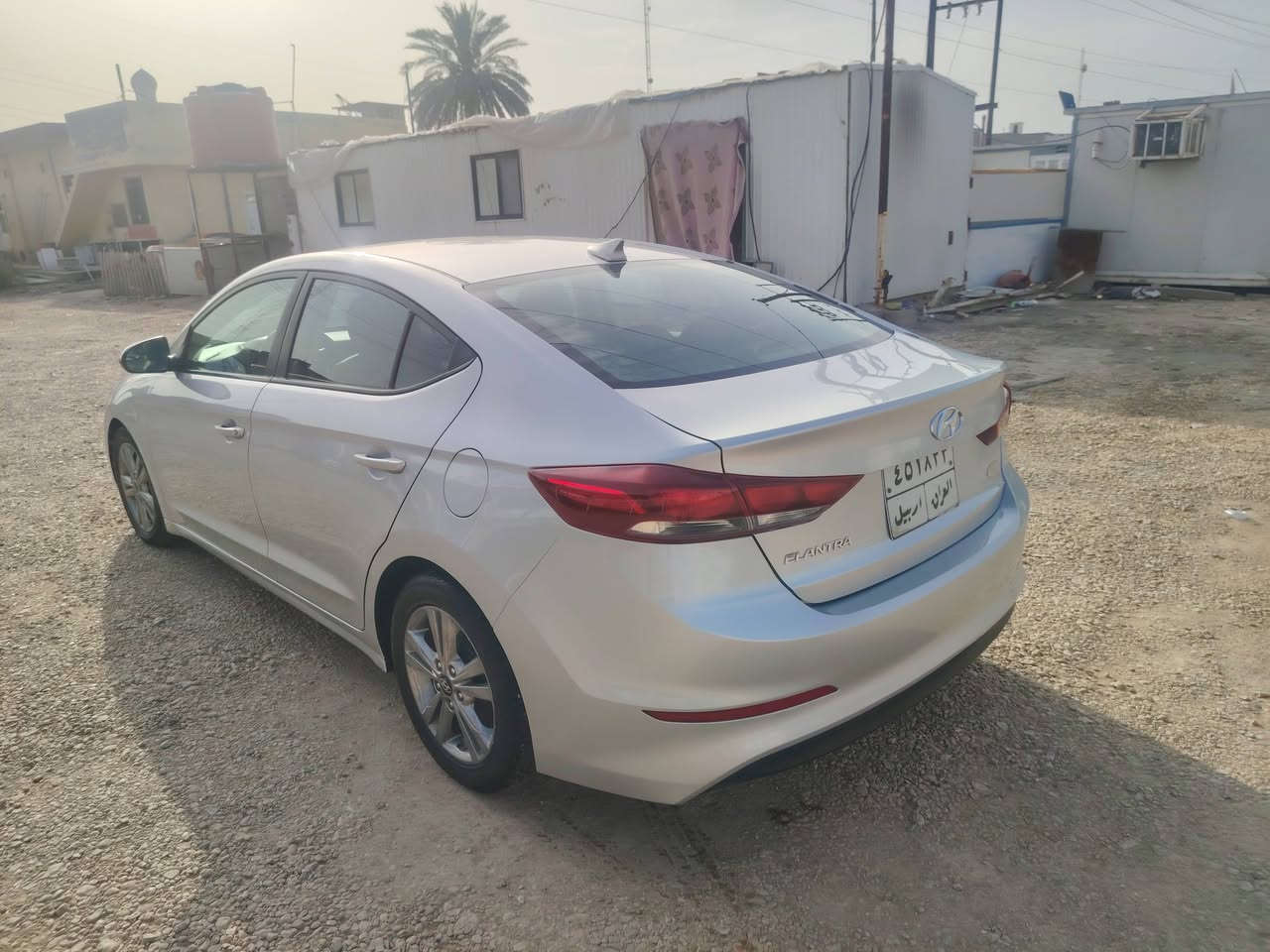 النتره موديل ١٧ أمريكي لون سلفر بيه ضرر جاملغ مبدل وبنيد مصبوغ تصال ***********

