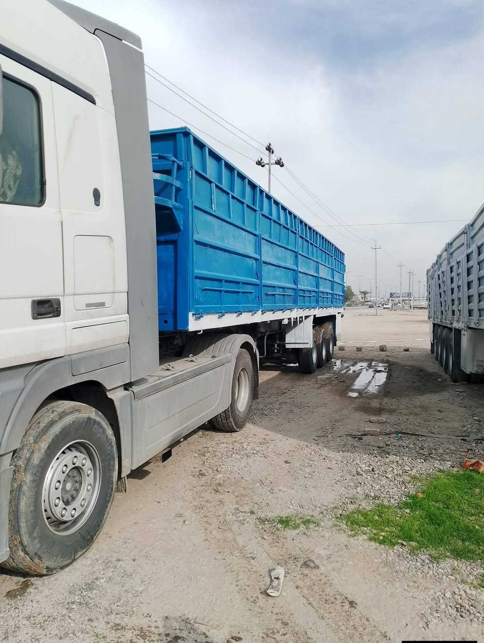 بودي تريله
3 محاور باقي تفاصيل 
على اتصال ‏‪***********,‬‏
