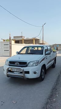 هايلكس • ٢٠٠٩ • كير عادي