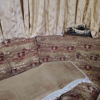 ديوان للبيع من 10 أمتار الئ 11 للاستفسار خاص او اتصل 07742594163