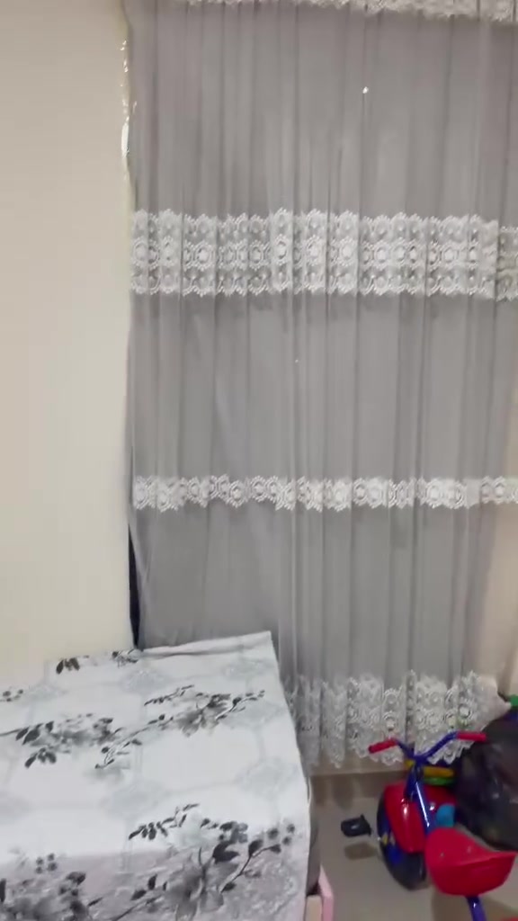 طقم كنبايات :550
سفرة :75
احذيه : 45 
شاشه :100
تربيزات وطاوله ميز 45 
غرفة نوم :300 
غرفه اطفال 155
براد 230
غساله270
جلايه 750
فرن 75
تخت بيبي 75


**إذا كنت صاحب هذا الإعلان وتريد حذفه لأي سبب، رجاءا أرسل رسالة إلى الدعم الفني**
