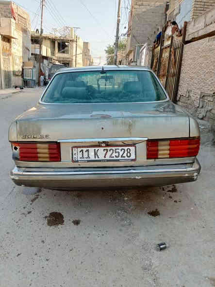 السلام عليكم بيع مستعجل مارسيدس جانبو88 سياره بسمي سياره جاهزه كير مكينه ففتي 3000 صدر امامي خلفي جديد باتري جديد تخم تاير جديد باور جديد كهربائيات جاهزه رقم دولي مصفره وغرامات سنويه مجدده لل 30 هزه جديده سعر 30 وبيه مجال حك جيتك مكاني بغداد مدينه صدر ***********
