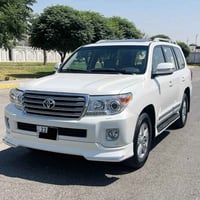 لاندكروز VXR • ٢٠١٣ • ٩٩ ألف كم
