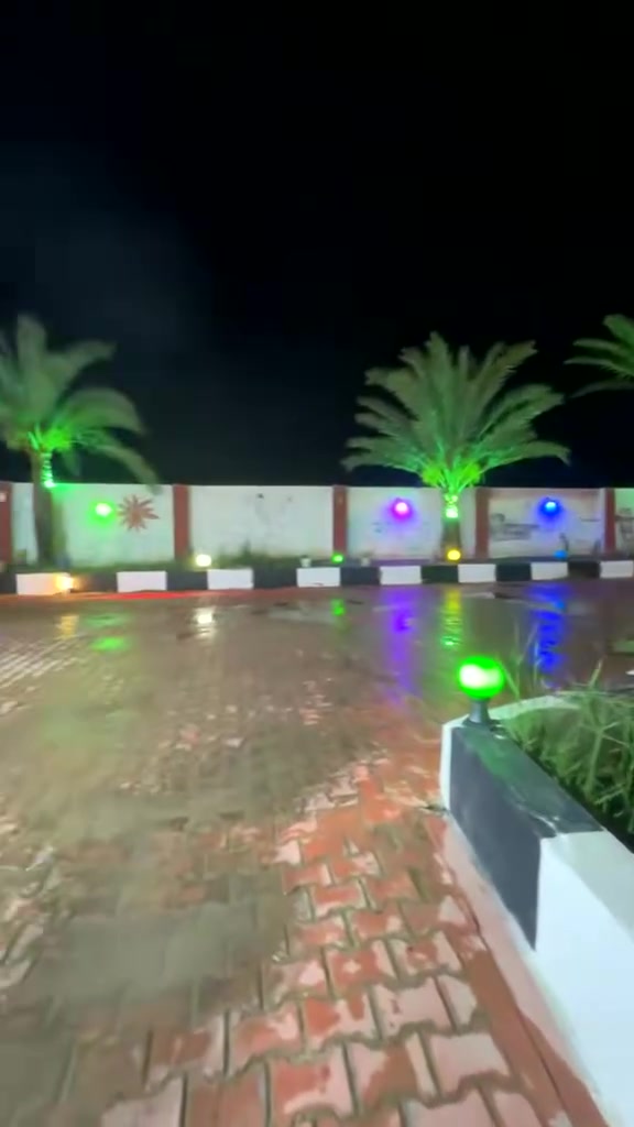 مزرعة الباشا 🏖🌹
عيش أجواء الصيف ويانا 🌹🏖

يستقبل العوائل والشباب صباحاً ومسائاً

ومهيئاً لكل المناسبات والحفلات 🔥

المواصفات:

مساحه 2500 متر

مسبح كبير و نضيف ومفلتر يومياً ومسبح للاطفال

حدائق مرتبة ومكان مثالي للمة 

العاب اطفال 

وبليارد

وكرة طائرة 

وفيشة 

وساحة لكرة القدم

وموقف واسع للسيارات

وجلسات خارجية وشواية

إضاءة ليلية مع ديجي 

واستقبال مع غرفتين نوم ومطبخ وحمام

مناسبة ل :

للمناسبات والاعراس  والحفلات وأعياد الميلاد وللمات العائلية

ايام راحة وتغيير جو 🌹🏖

موقع مميز -هدوء وخصوصية كاملة 🌹الباشا الترفيهي مكان صلاح الدين قضاء الدجيل الاستفسار ***********/***********
