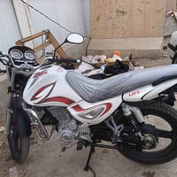 للبيع موديل 19 محرك 200 للستفسار 07812385467 او خاص