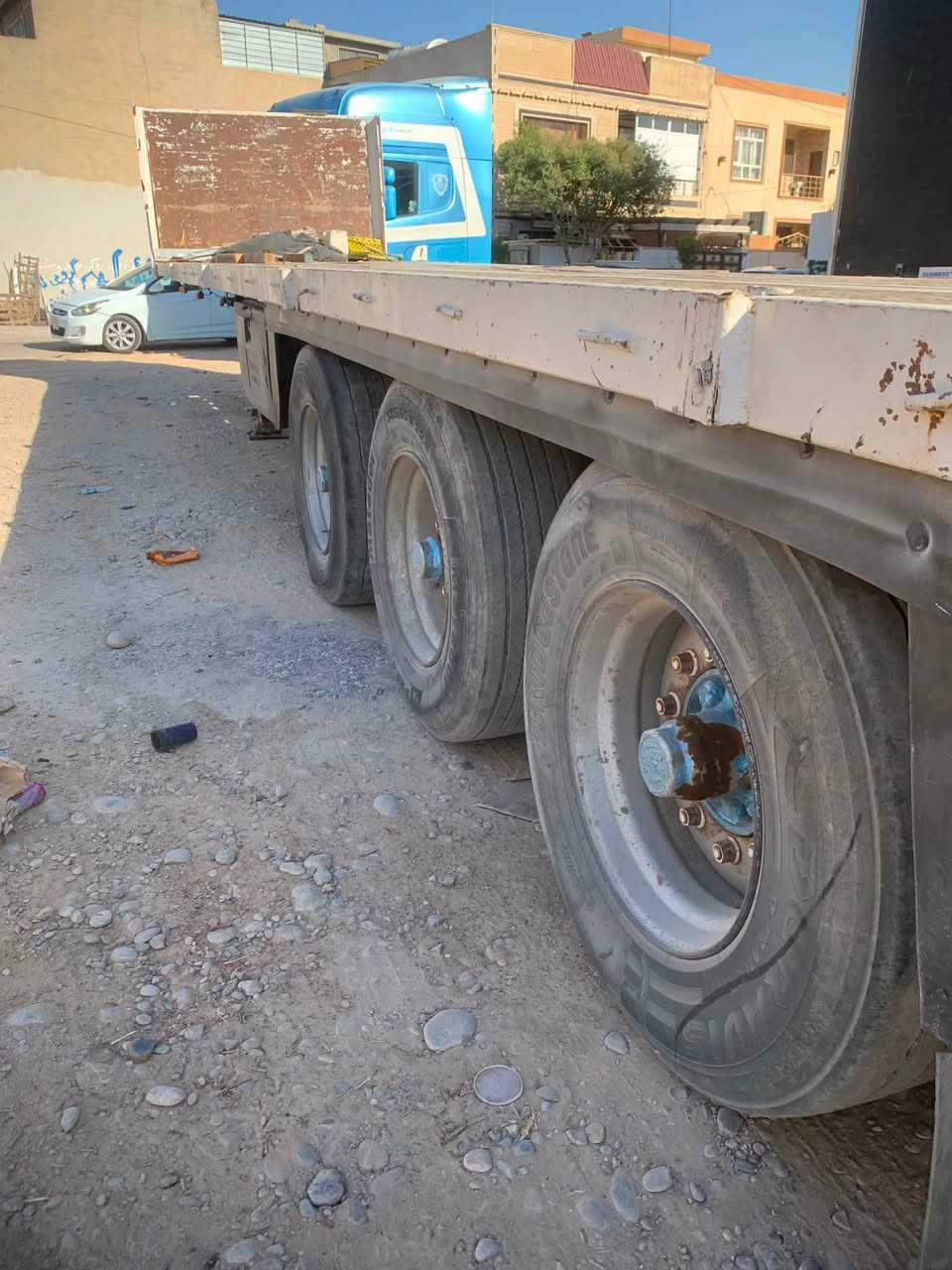 عربانه فلات رقم دهؤك للبيع ***********
