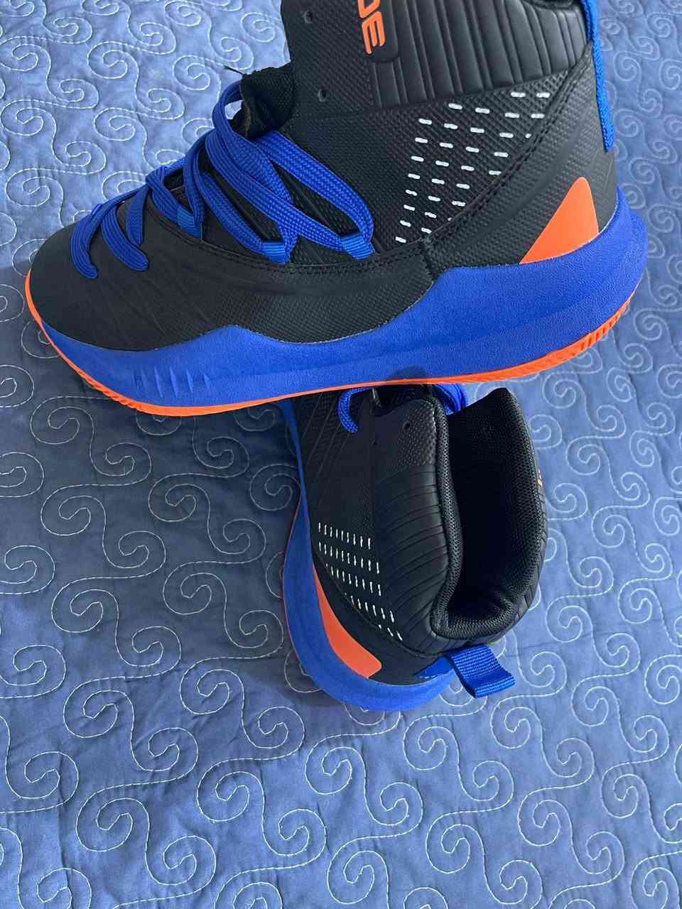 حذاء دراجات قياس 41 غير مستخدم السعر 20 مع توصيل


**إذا كنت صاحب هذا الإعلان وتريد حذفه لأي سبب، رجاءا أرسل رسالة إلى الدعم الفني**