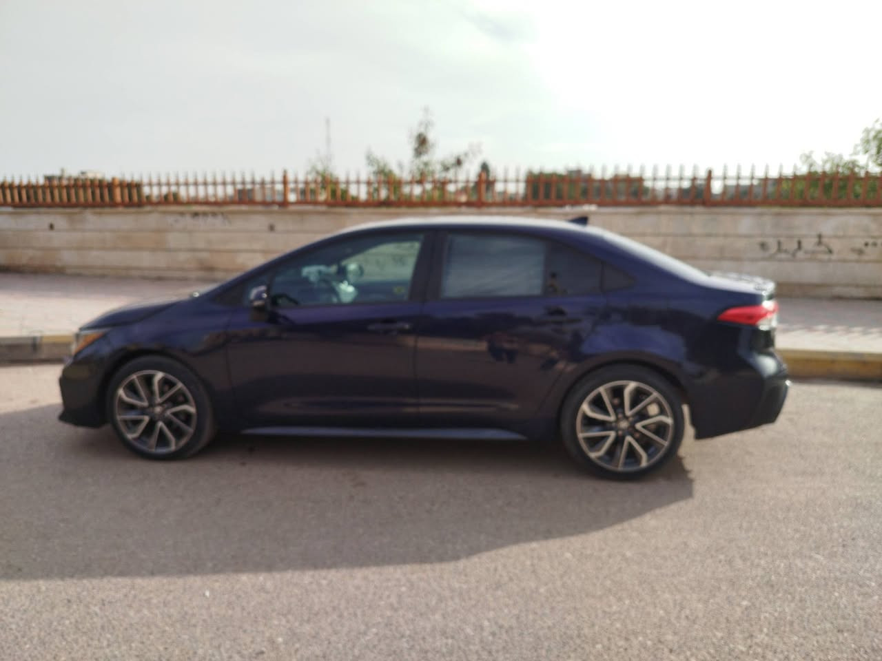 للبيع تويوتا كورولا وارد امريكي 2021 SE معوفين ميسان حادثها امامي صبغ جاملغات امامية وبنيد
مواصفاتها:
محرك 2000cc
اوتو هولد
سايد بريك كهربائي
تحكم ستيرن
شفتات ستيرن
شاشة 
كاميرا دوارة 
تبريد بيانو
جام اوتو
للتواصل واتساب:***********
مكان السيارة:البصرة /قضاء القرنة
السعر: 135$ وبيها مجال للشراي
