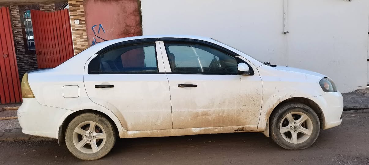 افيو 2010 
محرك استرا
كير توماتيك
بوند مبدل
رقم الماني
كابون بانزين بيها
سعر 67 
الاتصال
***********
***********
