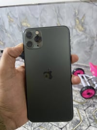 آيفون ١١ برو • ٢٥٦ • بصمة واقفة