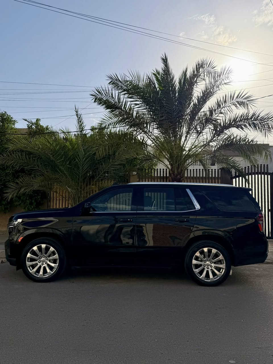 تاهو 2023 خليجي
مواصفات Ls بجم برايمر 
مواصفات عاديه مال ls معروفه 
ماشيه 45 الف ميل نظيفه جداً جداً 
بيها صبغ بلبابتين شي بسيط كلش 
صور السونار موجوده بلمنشور 
السعر 40800$ بيها مجال بسيط كلش 
مكاني بغداد. ***********
