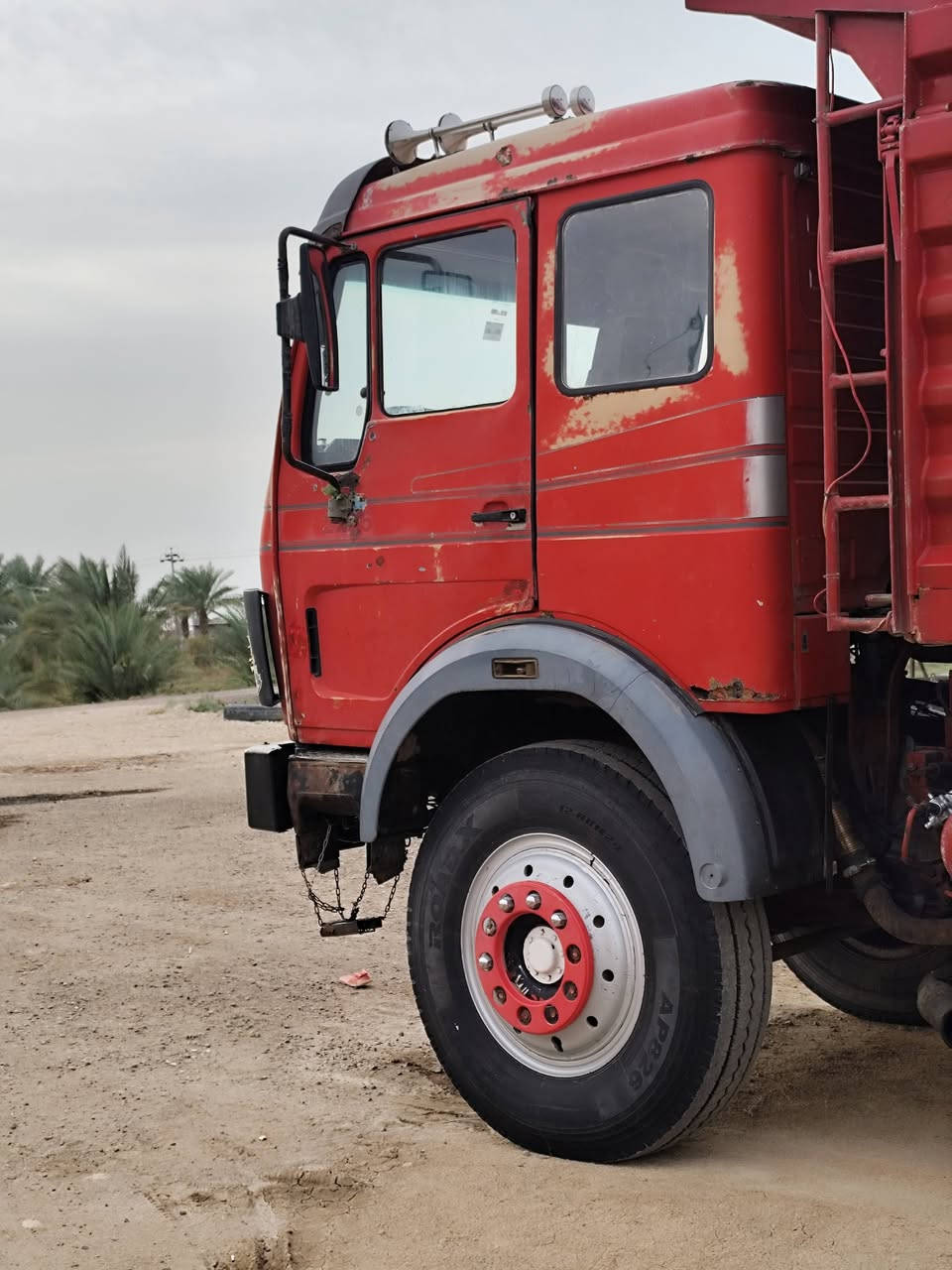 لبيع البي موديل 82 مكينه 25 لا تبخير ولا تنقيص كير 160 مجموعه نص مان سنويه له 28 بسمي سياره جاهسه لعمل تخم تاير حداديه جديده شاصي مكفول سعر 205 بيه مجال بصيط *********** بيه وتساب

