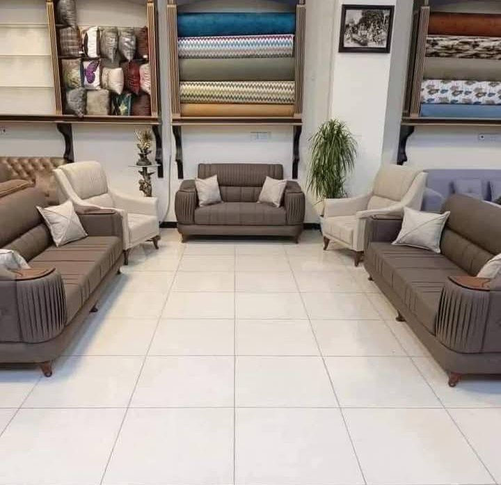 ✨ زبائننا الكرام ✨
نوفر لكم موديلات متنوعة من التخامة بألوان عصرية وتصاميم مختلفة تناسب جميع الأذواق.

🪵 المواصفات:
• عمل خشب روسي متين
• إسفنج مميز درجة أولى
• أقمشة متنوعة وبجودة عالية
• أسعار مناسبة للجميع

🛋️ كما يتوفر لدينا:
• شغل دواوين حسب الطلب
• تنفيذ وفق القياسات المطلوبة
• اختيار النوع والتصميم بما يناسب ذوقكم

🚚 خدمة التوصيل:
✔️ توصيل إلى جميع محافظات العراق
✔️ توصيل مجاني داخل محافظة بابل

📍 العنوان: الحلة – شارع 80 قرب شارع الحسينية

📞 للتواصل والاستفسار:
0772 712 6002 واتساب
***********
***********

💬 تواصلوا معنا الآن واحصلوا على أفضل جودة بأفضل سعر
✨ وشكراً لثقتكم بنا ✨
