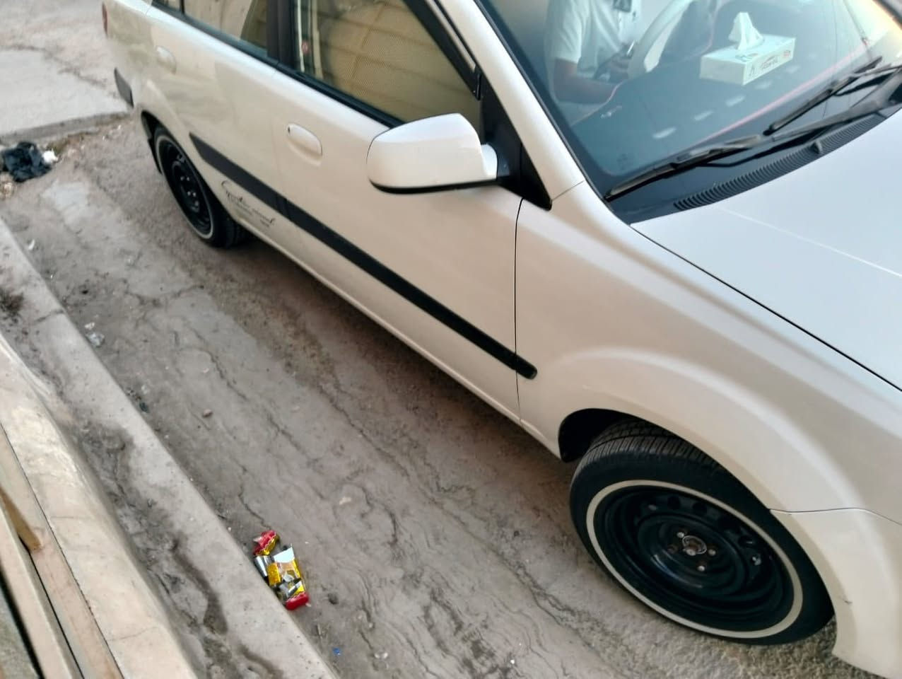 سلام عليكم كيه ريو 2008 جديده امريكيه حدثه بمريكه جاملغ بنيد  الباقي مقفول من كلشي ما نقصه برغي ترايك اسليمانيه سنويه 30 وقم نكليزي مكان سياره بغداد حي سعر 77 بيه مجال قابل لمراوس الري قرب دروش تلفون ***********موجود وتساب
