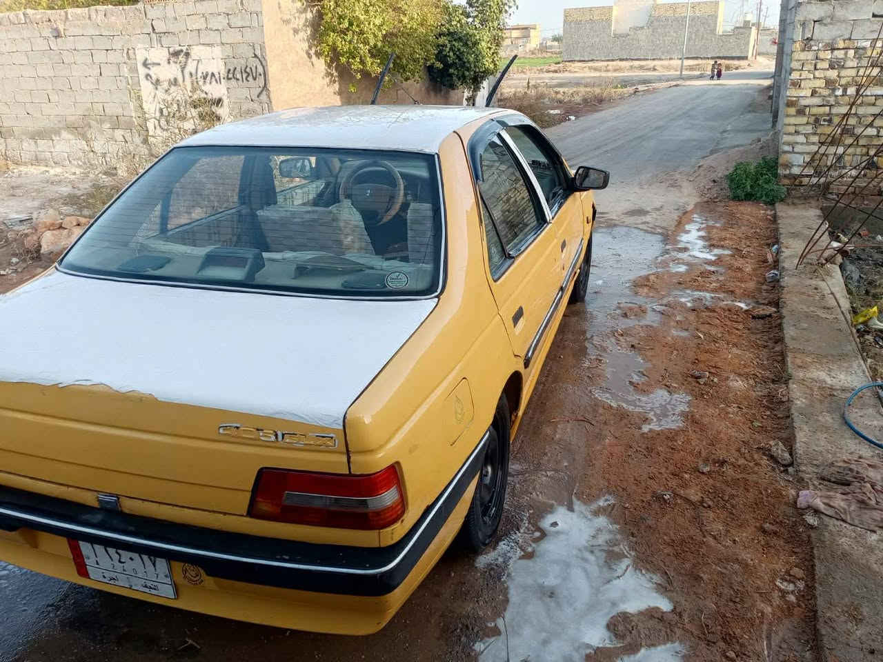 سلام عليكم اخوان بيجو 405 البيع 2010
سياره كشرهه مكينه كير خير من الله كهربائية شغاله دواخل شوفت العين سياره جاهزه. ملاحظه راعيهه ماندله اتكفلك من السرقه عشائرين و سنويه موجوده بيهه 
مكاني نجف 
رقم الماني نجف 
الوتساب *********** بس وتساب بي فقط 
السعر 17وبيه مجال 
ابيع اسويج
