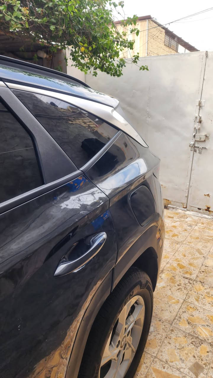 السلا م عليكم توسان ٢٤ وارد أمريكي مواصفات هترك ضرر خفيف جاملغ الخلفي الايسر تصليح وصبغ والباب الخلفي الايسر بي بارد بصمه كشن كهربائى رادارات أمامي وخلفي جانبي شاشه كبيره توقف ذاتي عند الرجوع للخلف وتوقف ذاتي للأمام. ومواصفات أخرى السعر ١٧٥ ورقه


**إذا كنت صاحب هذا الإعلان وتريد حذفه لأي سبب، رجاءا أرسل رسالة إلى الدعم الفني**