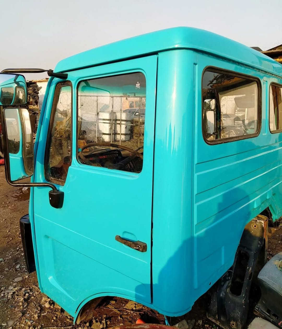 السلام عليكم ورحمه الله وبركاته
للبيع تك قماره مديل 81 بدون ضربه مصبوغه عام حراري
شغل درجة اولى بدون جاملغات وبدون دوس مكاني النجف الاشرف حي الصناعي السعر ب22 وبيها مجال قليل للاستفسار الاتصال على الرقم  ***********
