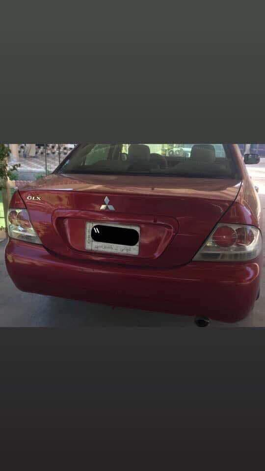 السلام عليكم
لانسر للبيع مديل 2010 

سياره نضيفه مال بيت 
تبريد خير من الله 

مصبوغه عام اثر جراد 
مكان ديالى بلدروز 

للاستفسار ***********
