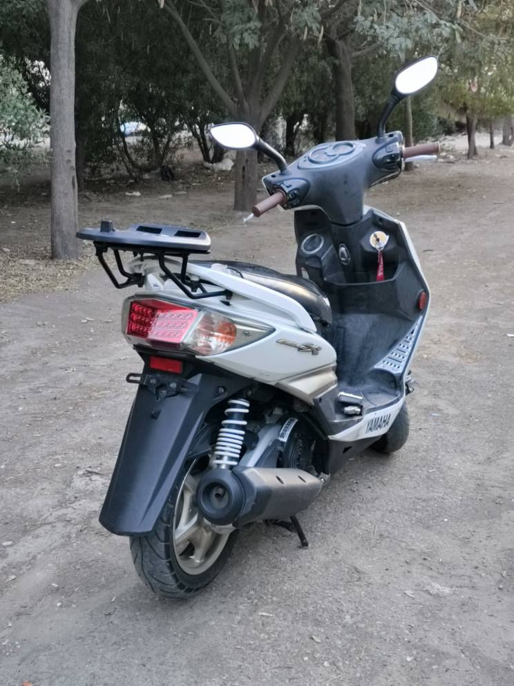 السلام عليكم
 سكنس فحل نوزل طلاعات خطين كفاله عامه خير من الله من التاير للسويج تراي يخبل مال رمبه نزلتها بشهر السابع ب مليون و 600 وهسه عندي ضرف اريد ابيع سعرها مليون و 150  وبيها مجال للشراي 
مكاني الغزاليه
سعرها مليون و150 وبيها مجال
رقمي *********** بغداد, العراق
