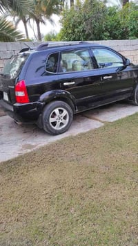 توسان ٢٠٠٧ مكينه٢٠٠٠ سياره بيهه قطع صبغ لسعر ٨٧ ٠٧٨٢١١٢٥١١٠