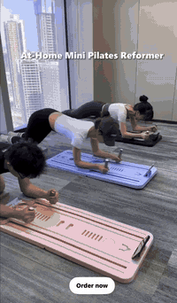 جهاز للبيع مثل الي بالفديو جديد بالكارتون سعرة ٢٠ الف٠٧٧٠٢٥٣٥٤٤٤