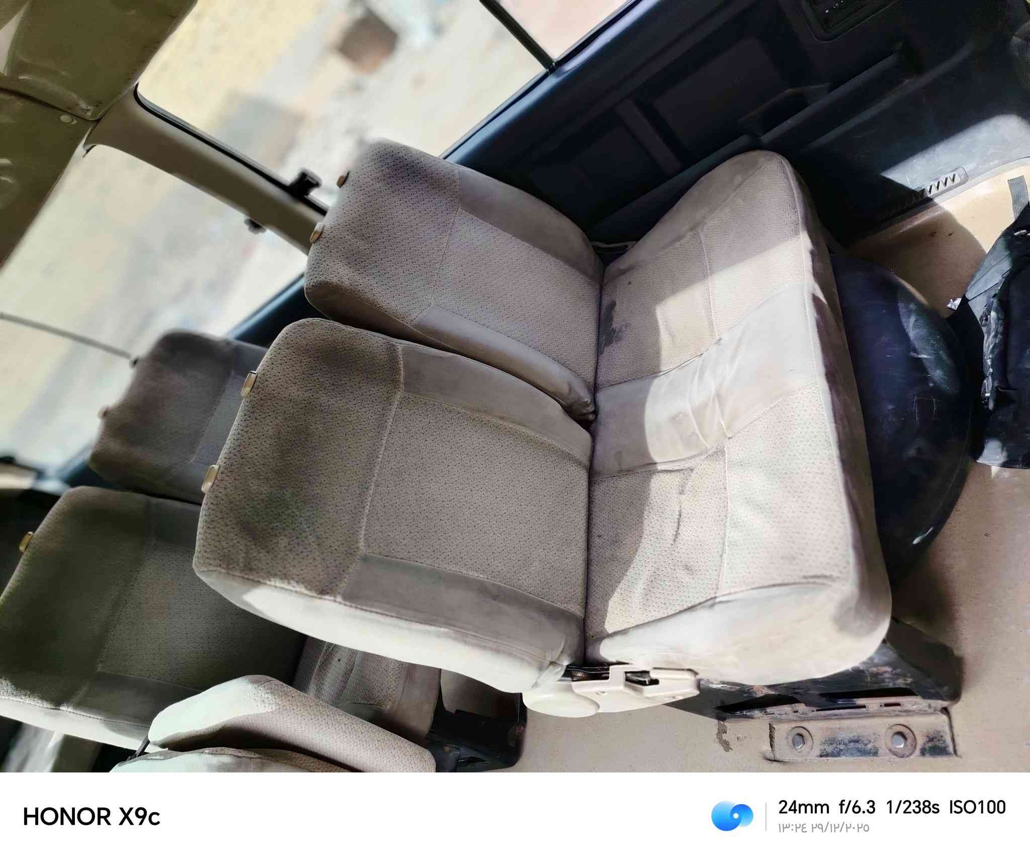 سلام عليكم.....
جنبيH1 موديل 2014..
سياره شوفت العين سياره محوره غاز سياره كدام عينكم كفاله مابيه بس الموضح بصوره السعر.. 92وبيه مجال للشراي..... ***********  واتساب
