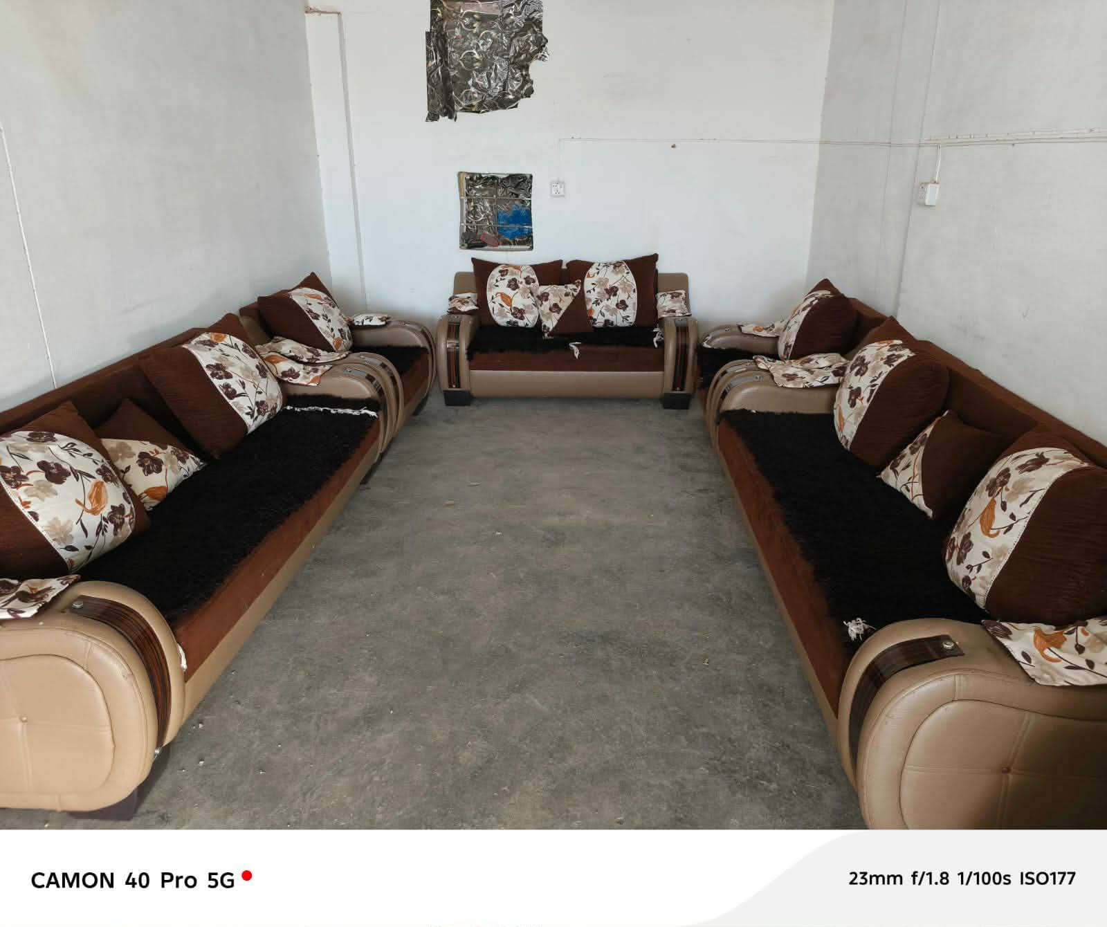 تخم قنفات 10مقاعد تركي نظيف سعر 200 قفل


**إذا كنت صاحب هذا الإعلان وتريد حذفه لأي سبب، رجاءا أرسل رسالة إلى الدعم الفني**