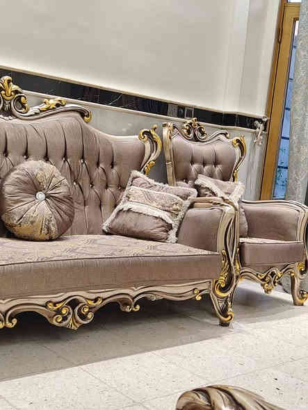 السلام عليكم لبيع 10 مقاعد نضافه 100 جديد استخدام قليل السعر مليون و400
بغداد فلكت حي النصر
***********
