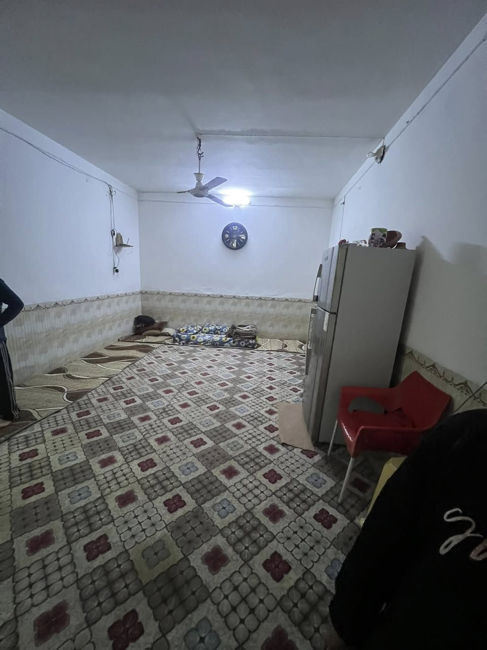 مطلوب بيت مراوس  ابيت في حي الجوادين رقم وتاريخ قرب اسواق سيد ميثم مساحه 150 متر
للاستفسار  مراجعه مكتب الكيان ‭0780 962 8310‬
