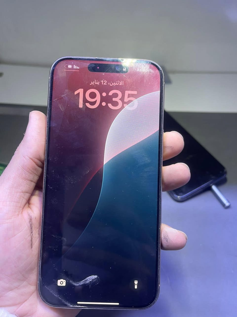 16 برو ماكس للبيع شرق اوسط بطاريه 91 
التليفون غراضه موجوده كامله سعره  1450 
عنوان بغداد البلديات ***********
