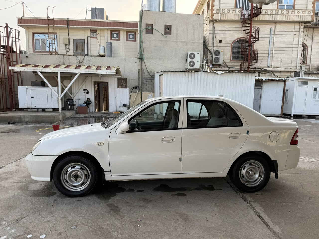 سي كي CK للبيع ٢٠١٣ لون ابيضّ مكينه وكير شرط بدون صبغ فقط شبر بارد بل بوند طخم نضيف شرط سياره بلاديه ماشية ١٢٣ رقم نينوى دولي بسمي شرط التحويل 

للاستفسار *********** / ***********
