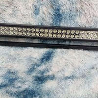 لد ضوة عالي مال كشتات ينشد على كل السياراة ويا راسطه مالته اصلي ياباني...