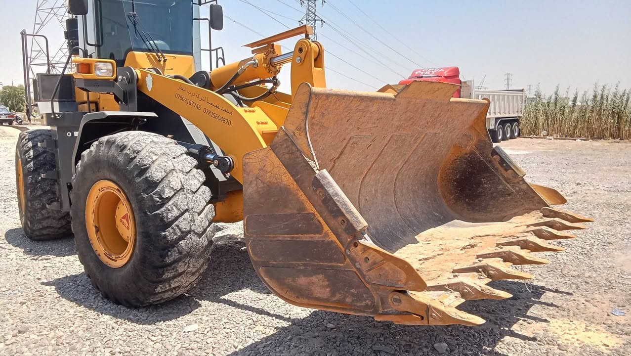 53 شركة درب البحار موديل 20..مكفول كفاله عامه. ساعات العمل 3000ساعه تحويل ثاني يوم . ***********
