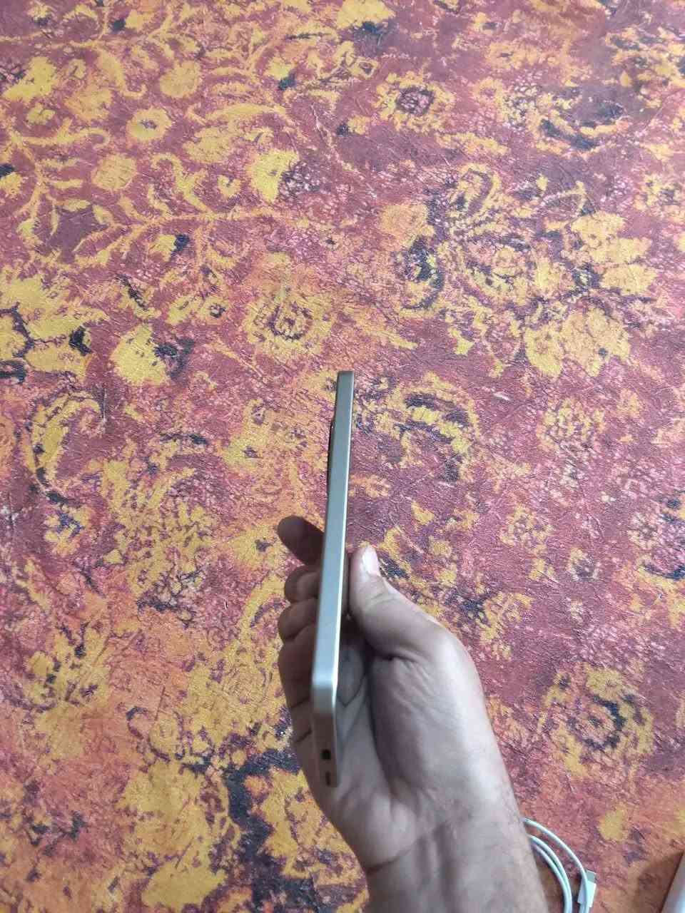 سلام عليكم هونر X9D  لون ذهبي نظافه 100%  ذاكره 256/12
اغراض كامل كارتون شاحنة البلادي وگفر  
شحن 66 واط
بطاريه 8300 
بيع فقط سعر 430 الف 
مكان الحويجة


**إذا كنت صاحب هذا الإعلان وتريد حذفه لأي سبب، رجاءا أرسل رسالة إلى الدعم الفني**