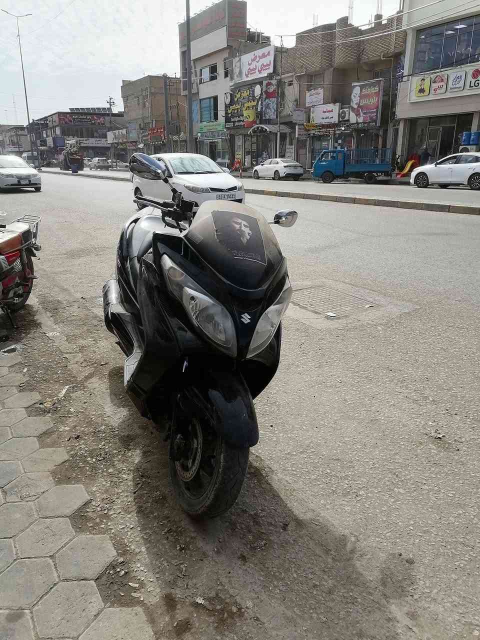 دراجه سازوكي سكاي ويف سازوكي (محرك٢٥٠ cc)  ٢٠٠٩ شغال كلشي بيه سلف دينمو كهربائيات كابريته جديده بلك جديد ادامه كامله مفتوحة فقط بيه  كيج بانزين فولته وعلك بعد مانزل بيه مكاتبات ٢ مال الراعي الاصلي والي شتريته منه  مكانه نجف


**إذا كنت صاحب هذا الإعلان وتريد حذفه لأي سبب، رجاءا أرسل رسالة إلى الدعم الفني**