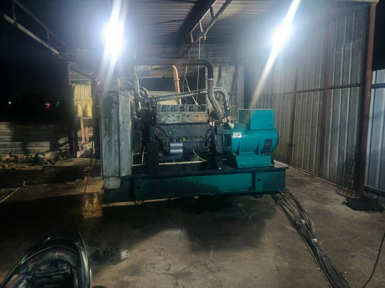 سلام عليكم مولد شتاير 12اوربيه تولد 300ستافورد سعر 47 رقم***********
