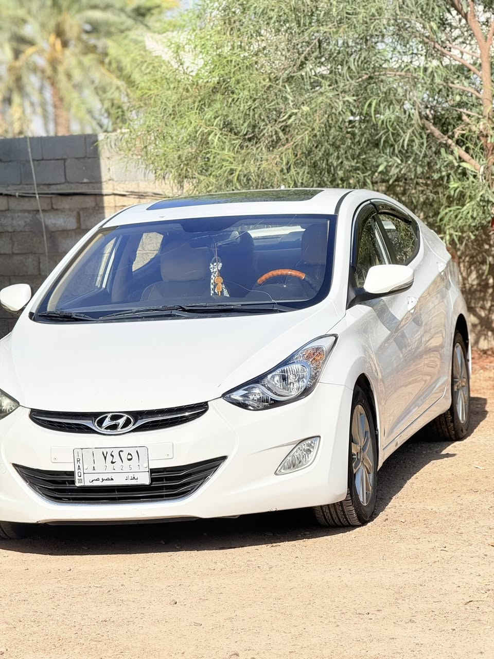 الانترا 2012 خليجي بغداد السياره فول مواصفات بصمه اشاير بلمري فتحه شاشه السياره بيه جاملخ امامي بي صخه خفيفه وبدلته وجاملخ الخلفي كشر شويه وصبخته نصه فقط كير محرك كفاله خير من الله السياره 120 وبيه مجال قليل ***********
