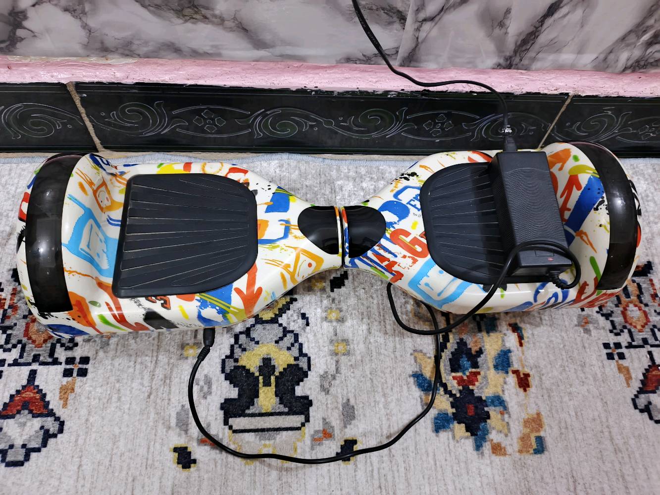 سلام عليكم حبايب سكوتر للبيع نضيفه الله شاهد شغل وملتهي وعايفه السعر 50الف وبيه مجال الطيبين وخادم مكاني ميسان حي الفاطميه رقمي ***********