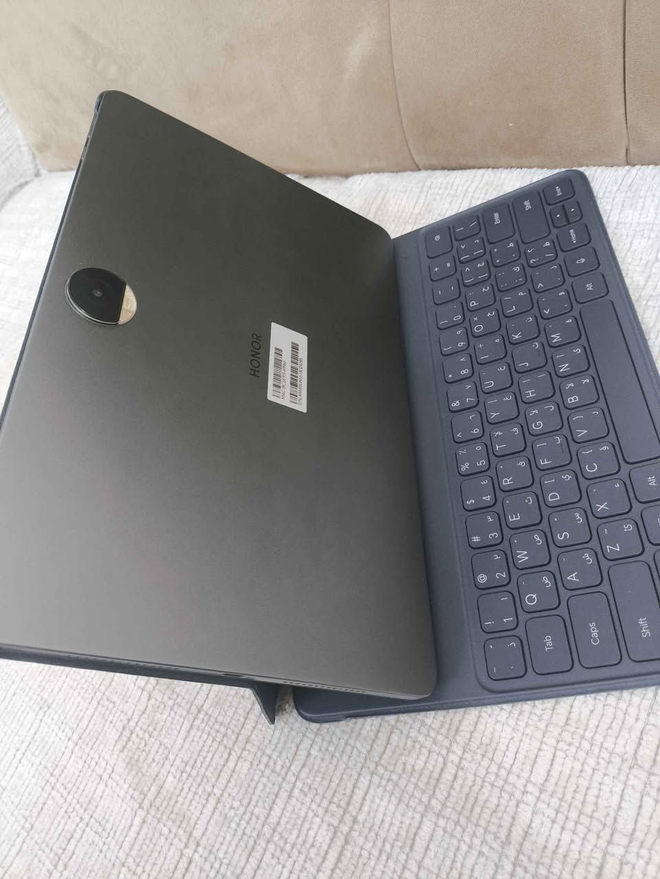 Honer pad 9 ايباد هونر باد 
رقم الهاتف : ***********
جهاز مستعمل اسبوع واحد وضمان بعدة بي اي شخط مابي جديد
شاشة جبيرة حجم 12.1
120 هيرتز 
معالج 16 ذاكرة 256 
معالج 6 gen 
بيه شخط خفيييف بالحافة 
ملحقاته :
الشاحنة الاصلية 
والكارتون 
وياه كيبورد البلادي جديد بعدة + كفر هدية 
السعر 300 نهائي لان ايباد اخو الجديد كأنما تاخذلك واحد جديد ماكو فرق 
للتواصل : *********** كركوك, العراق
