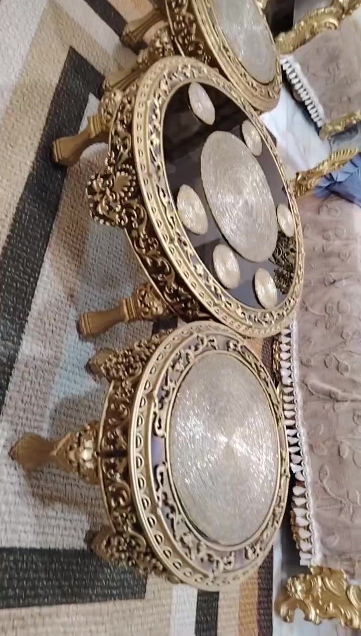 100 وبيهن مجال ثقيل اصلي عضم عاج الملكي زعفرانيه


**إذا كنت صاحب هذا الإعلان وتريد حذفه لأي سبب، رجاءا أرسل رسالة إلى الدعم الفني**